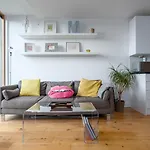 Guestready - Stylish Stay With Skyline Views